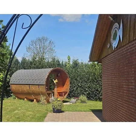 In With Swimming Pool